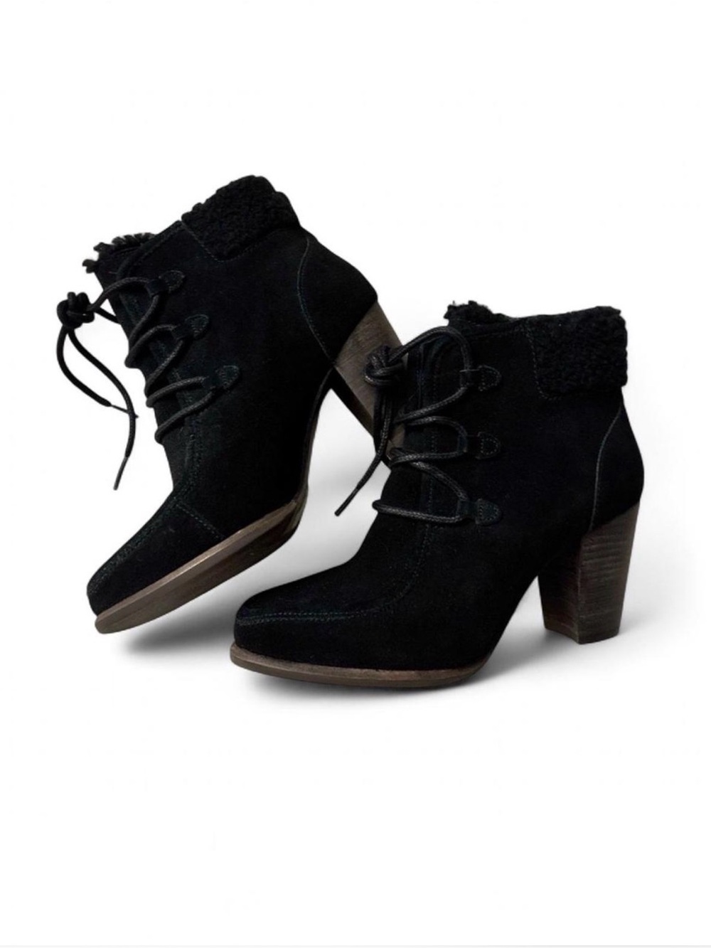 New UGG suede sheepskin lined analise heel boots Size 6 black